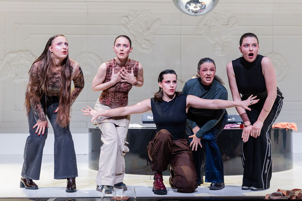 Sophie Juliana Pollack, Kathrin Berg, Lilly-Marie Vogler, Franziska Sörensen &amp; Natascha Weigang